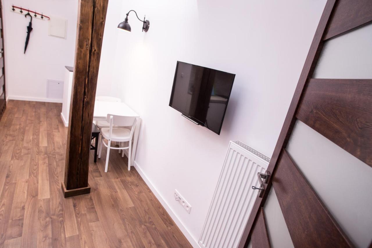 Mirror Apartments Cracovia Exterior foto