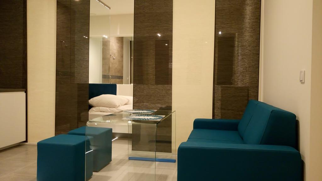 Mirror Apartments Cracovia Exterior foto