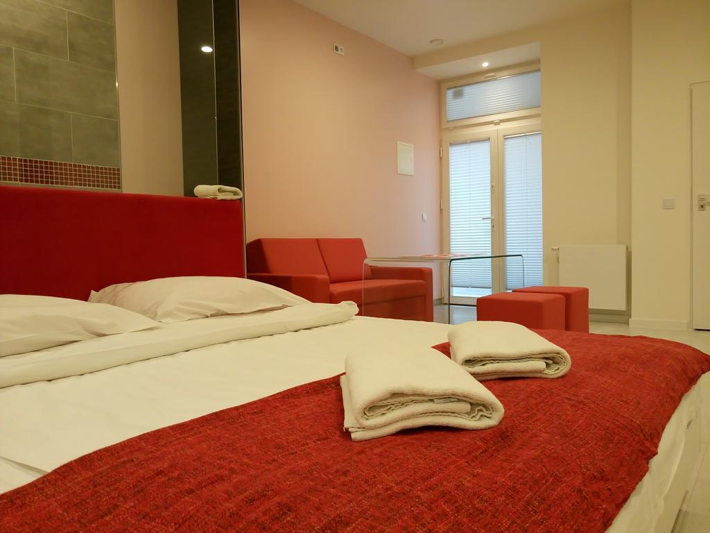 Mirror Apartments Cracovia Exterior foto