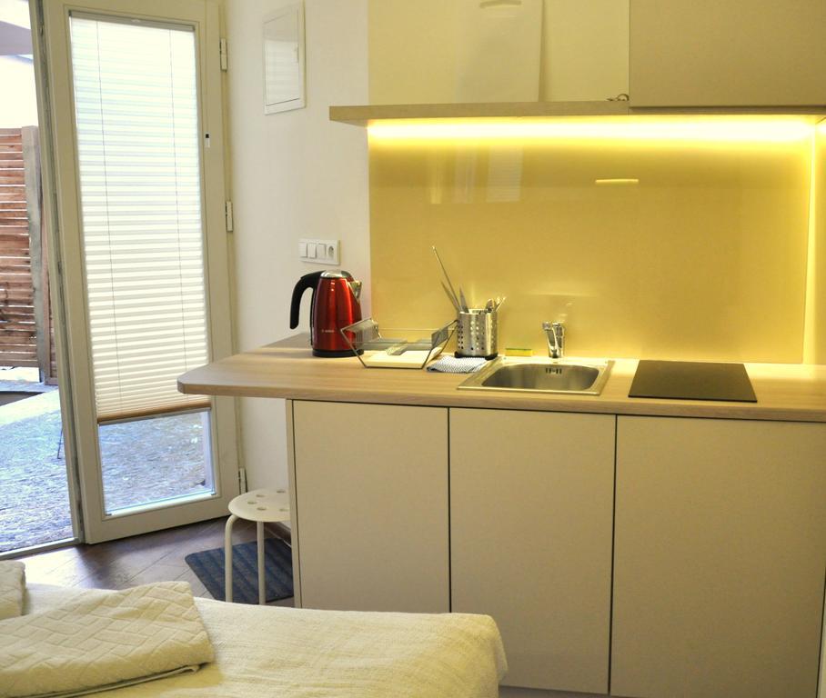 Mirror Apartments Cracovia Exterior foto