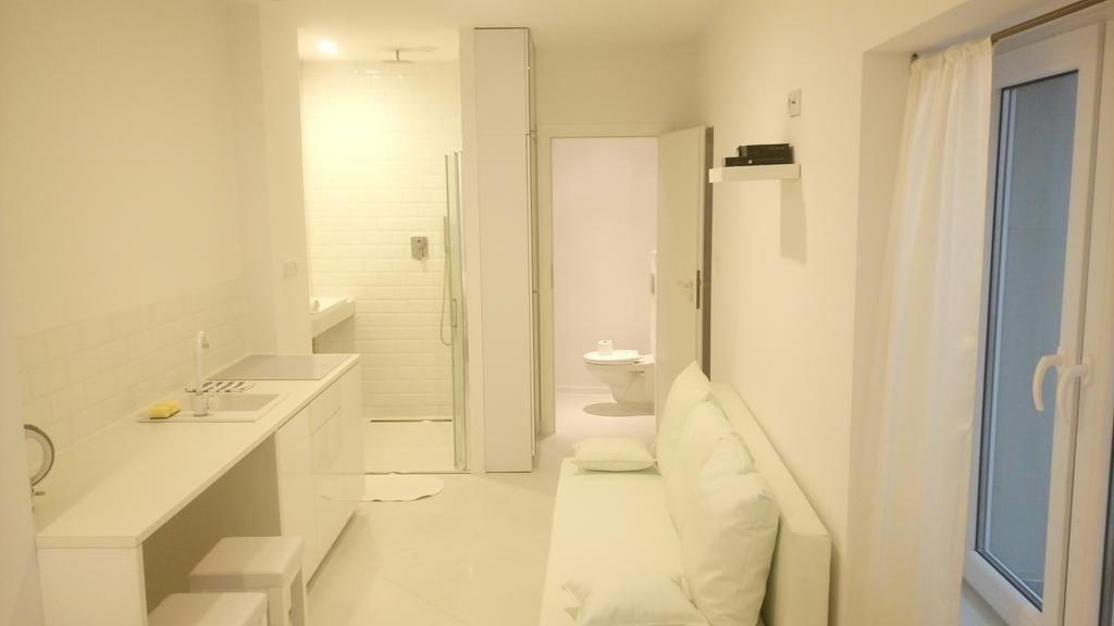 Mirror Apartments Cracovia Exterior foto